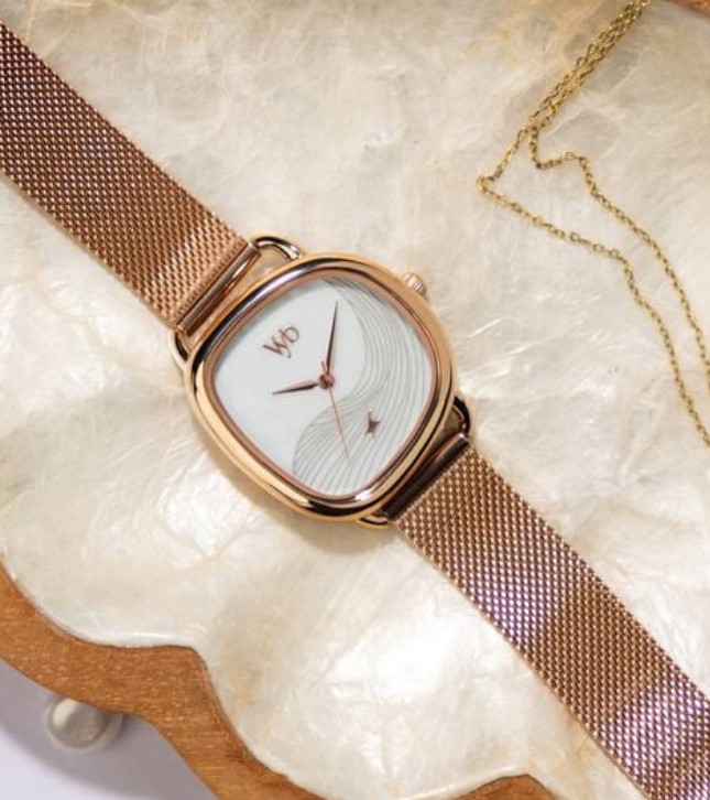 Vyb Manifester Quartz Analog Stainless Steel Strap Watch