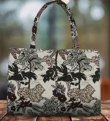 White Casual Animal Tote Bag