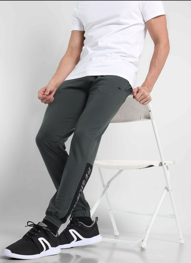 Ash Grey Panelled Knitted Men Jogger