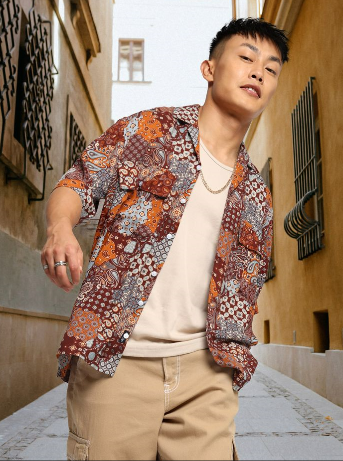 Motif Hawaiian Shirt