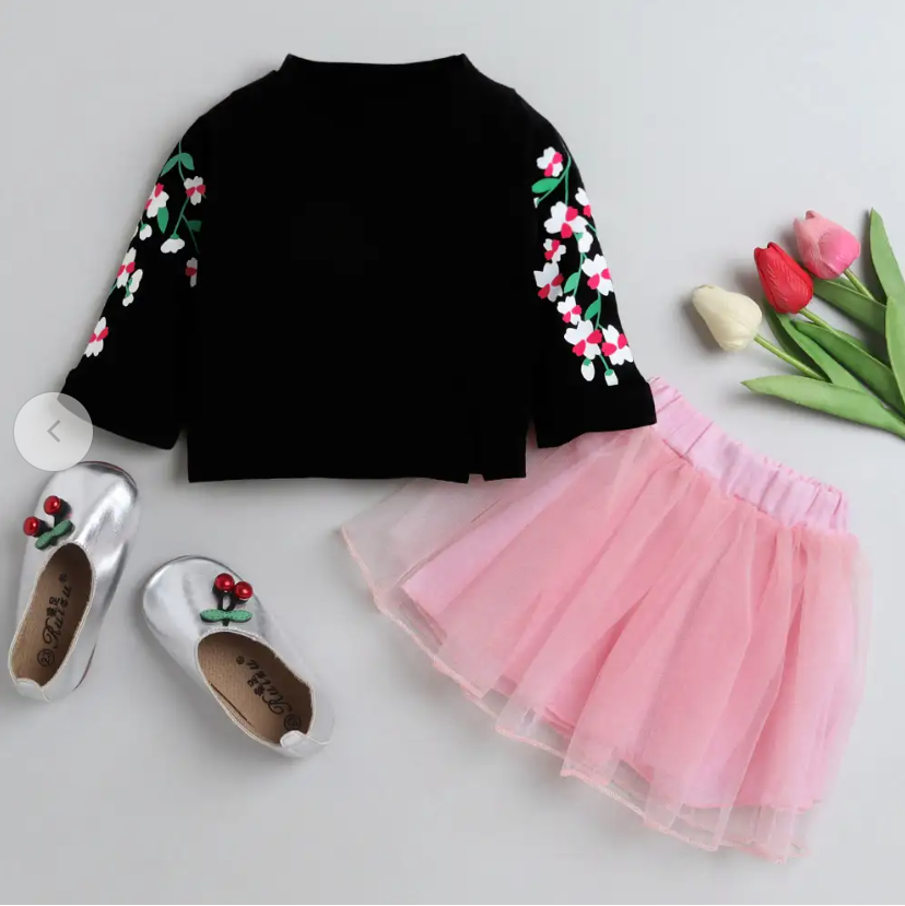 Applique Sweater And Skirt Set