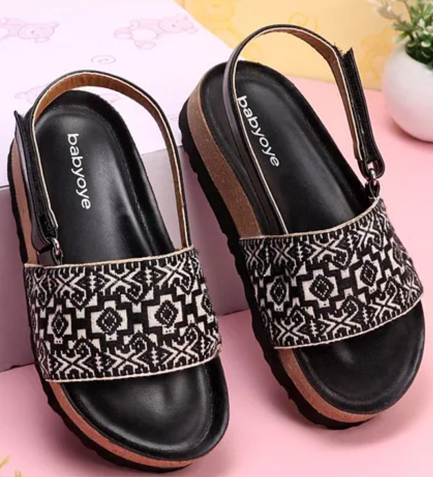 Babyoye Design Sandals