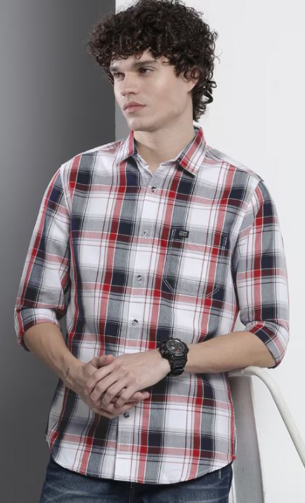 Men Checked Casual Shirt